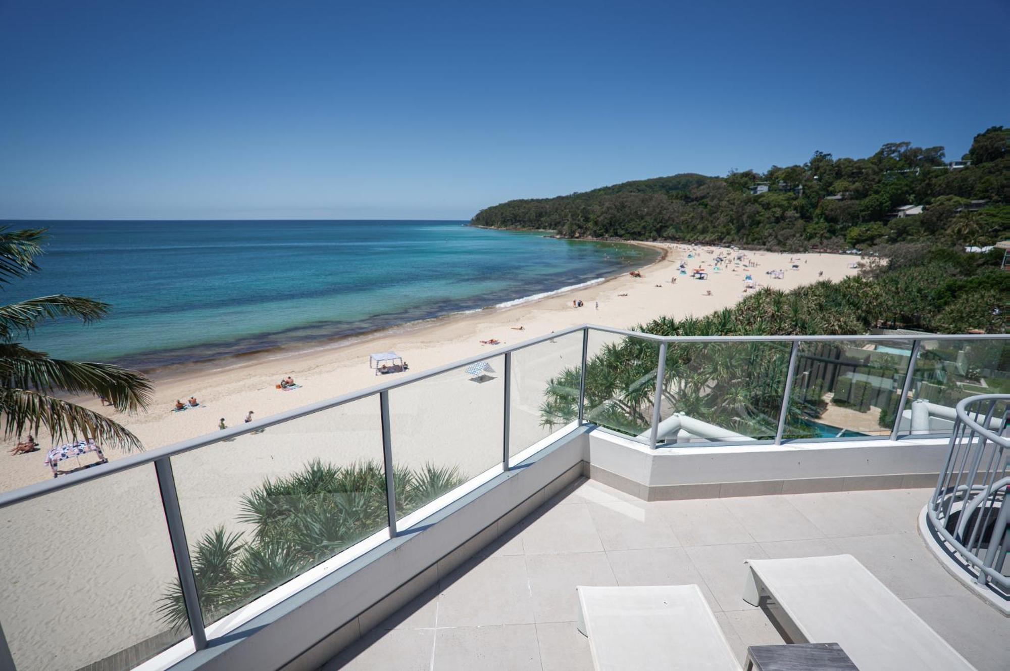 On The Beach Noosa Resort Bagian luar foto