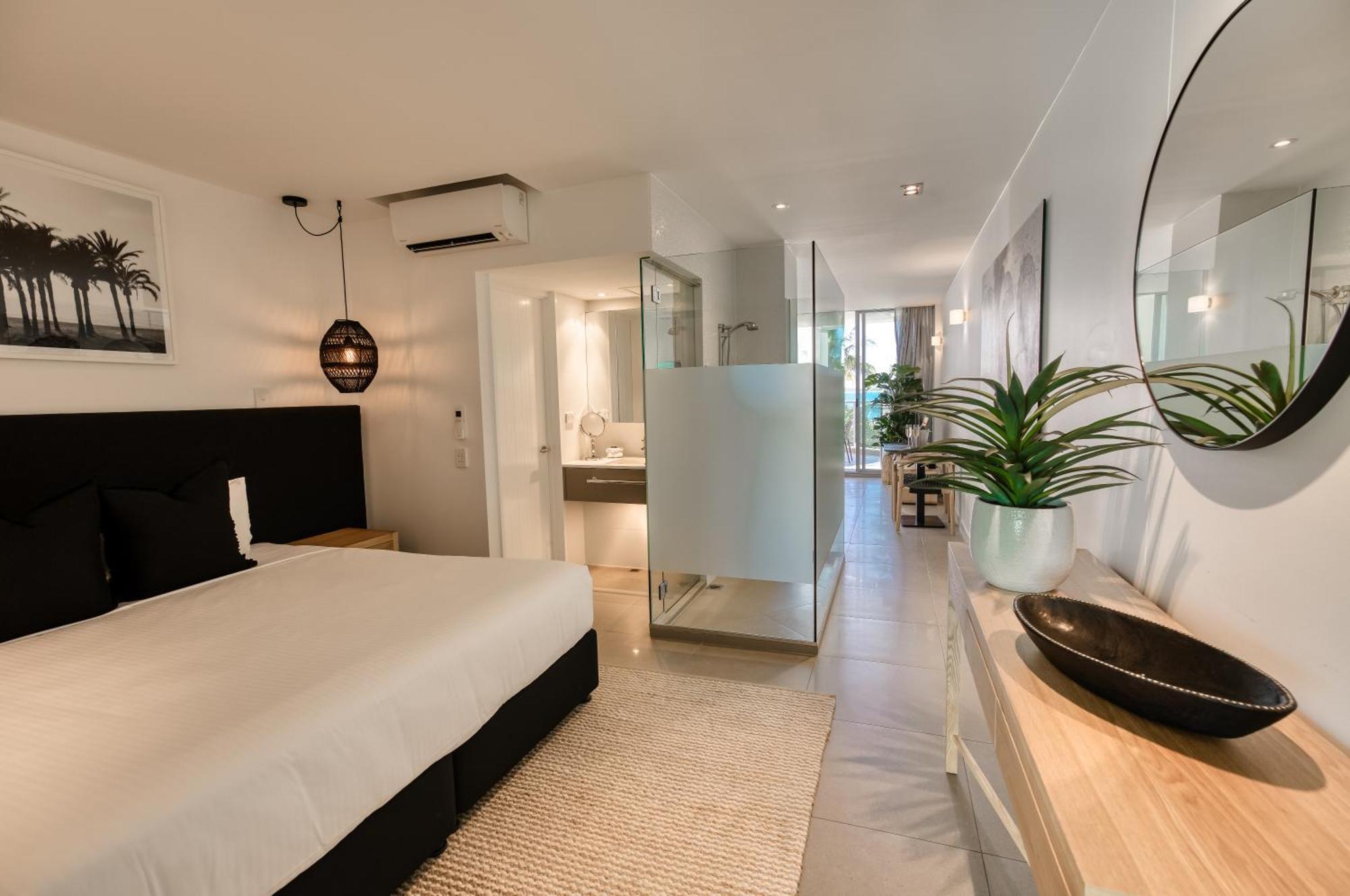 On The Beach Noosa Resort Bagian luar foto